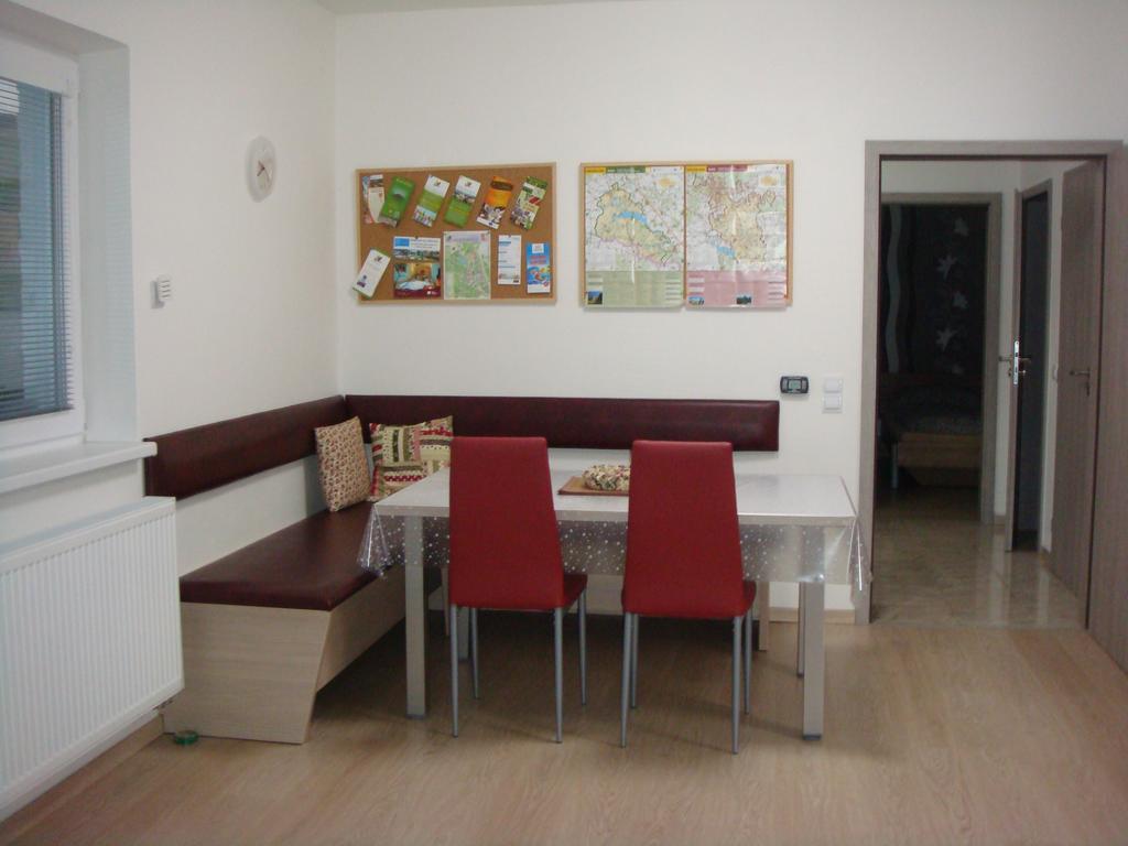 Apartman Kurdejov Густопече Экстерьер фото